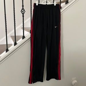 Nike Men’s Basketball Pants / Medium / Black and Red
